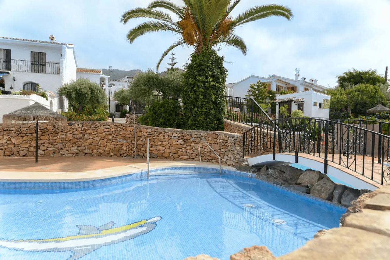 Right By The Pool Area In Capistrano Village! Nerja Exterior photo